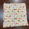 Coupon 62cm x 54cm 100% coton cornets fond jaune (vendu tel quel)