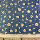 100% coton LIBERTY fleur ivoire fond bleu ( coastal walk  ) 01666468A